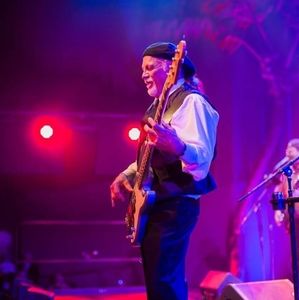 Meet your Posher, Steve